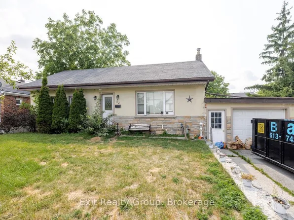 52 Park St N, Belleville, ON K8P 2W8