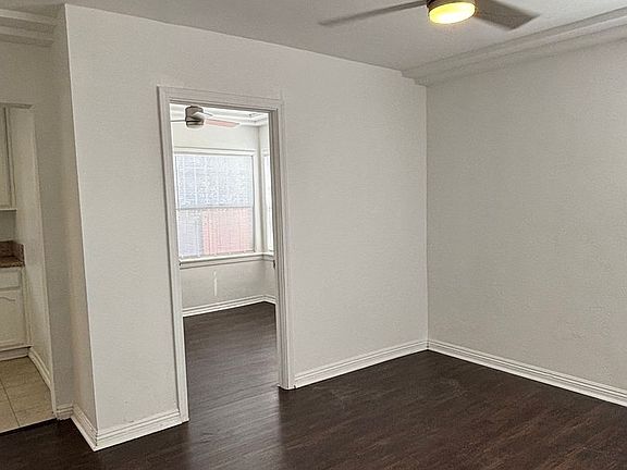 4th image of 2227 E 112th St #2227