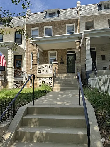 303 Webster St NW Photo 1