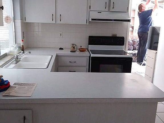 3rd image of 13023 Serpentine Dr