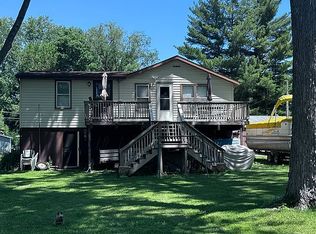 26021 W Catfish Dr, Wilmington, IL 60481