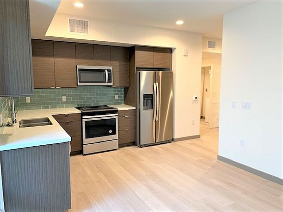 3rd image of 3534 5th Ave APT 711