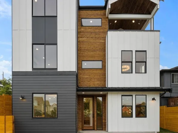 5921 32nd Avenue SW, Seattle, WA 98126