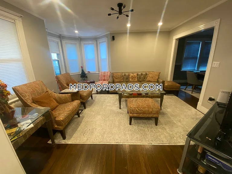 132 George St #1 — Photo 43
