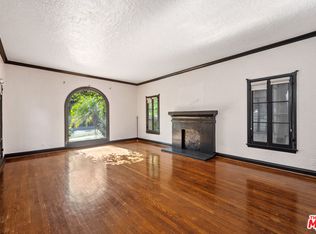 456 Smithwood Dr, Beverly Hills, CA 90212