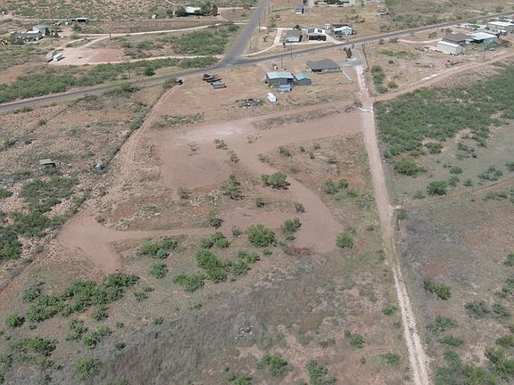 2nd image of 2352 County Road C2671