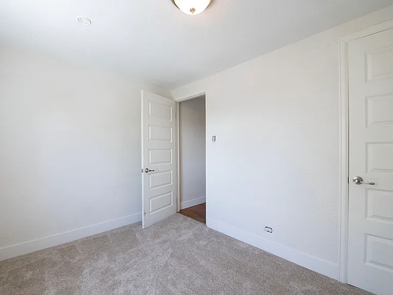 30 S Wolff St — Photo 25