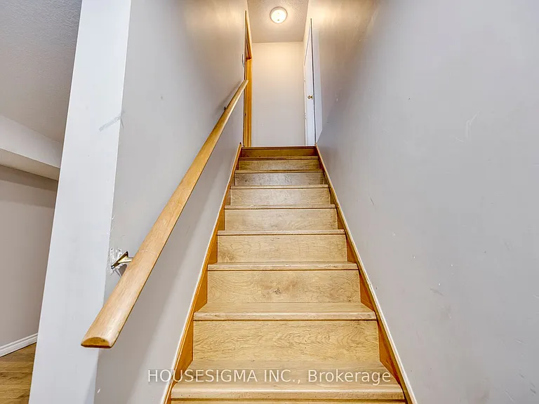115 Scenic Wood Cres — Photo 22