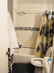 1554 N Hobart Blvd APT 9, Los Angeles, CA, 90027