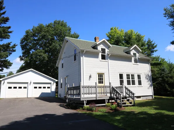 4 Mountain View Dr, Hampden, ME 04444