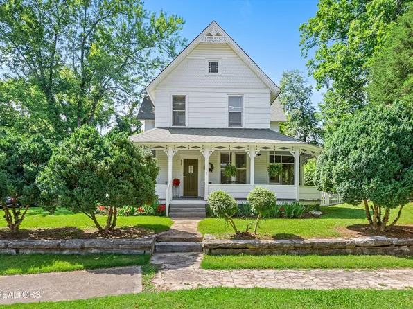 517 Margrave Dr, Harriman, TN 37748