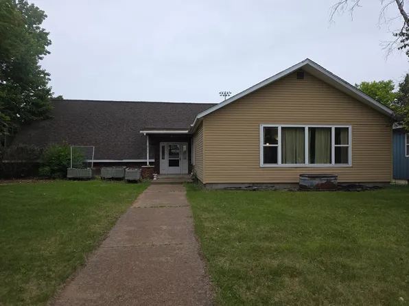 511 E Somo Ave, Tomahawk, WI 54487
