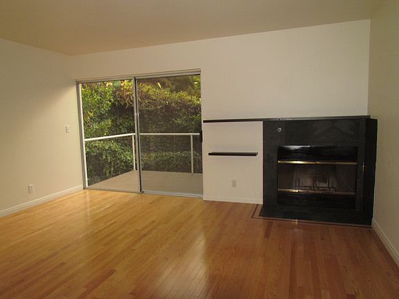 5th image of 2100 Griffith Park Blvd APT 2