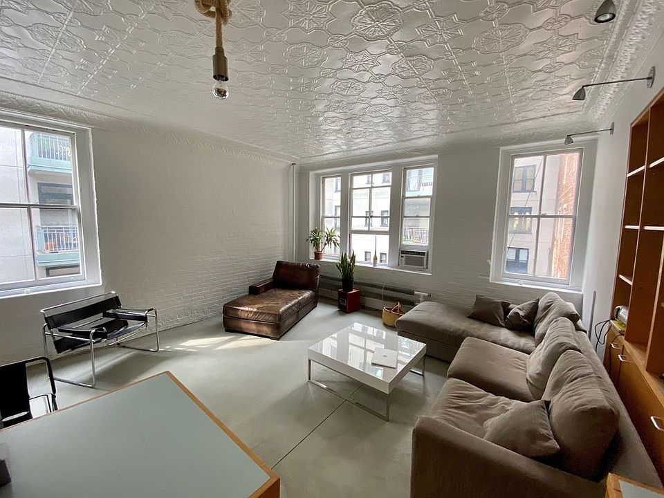 1st image of 41 N Moore St Fl 5