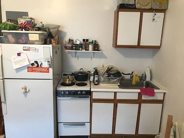 2nd image of 248 Huntington Ave