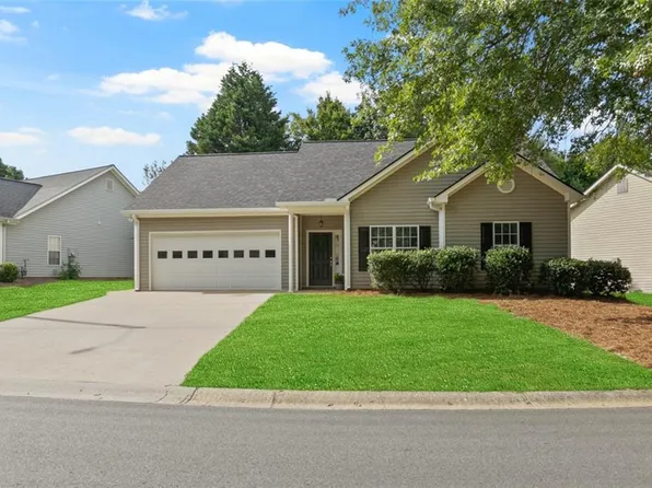 140 Carl Barrett Dr, Canton, GA 30115