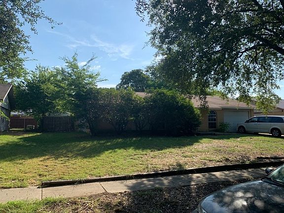 3rd image of 3320 Westminster Dr