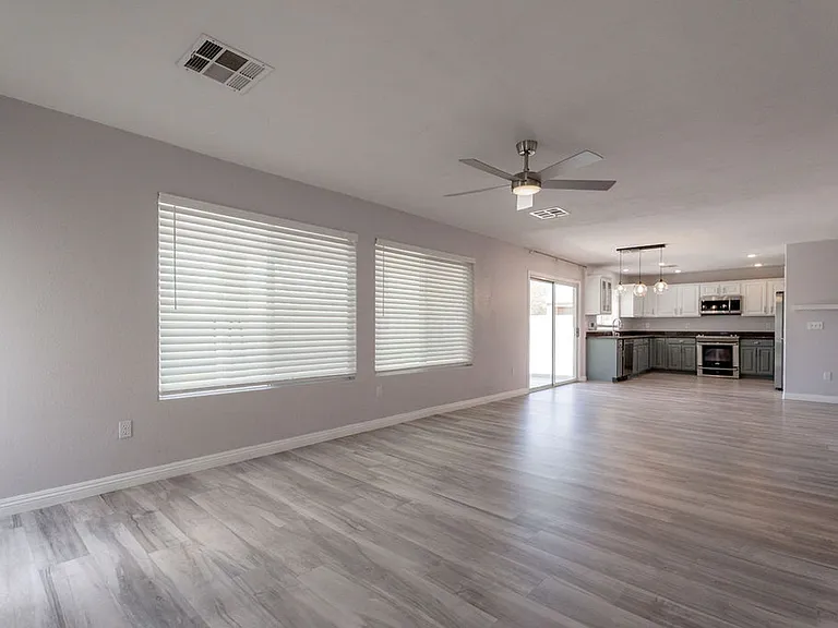 1109 Devon Downs Ave — Photo 8