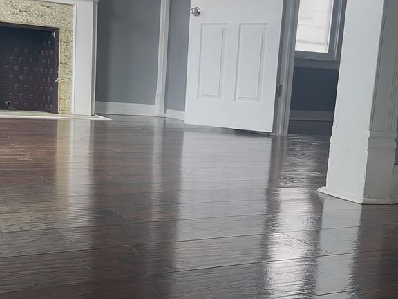 5th image of 422 Central Ave APT 2