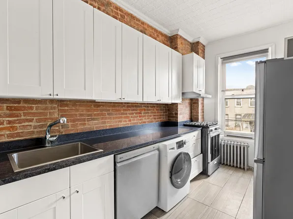 250 East 25th Street image 16 of 21