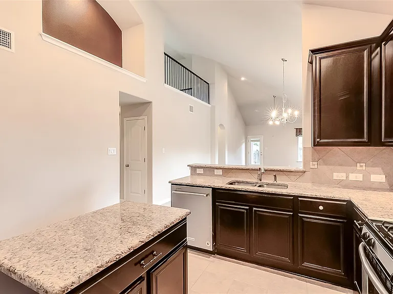 11101 Wyola Bnd — Photo 14