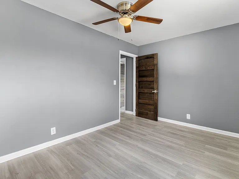 47 Moore Dr — Photo 22