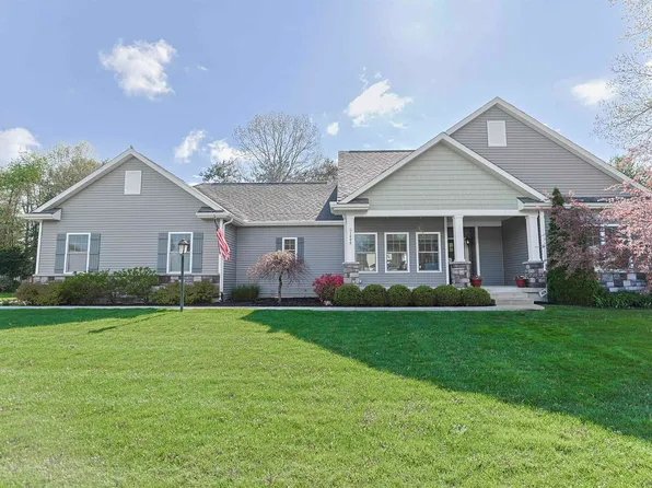 51444 Jodie Lynn Dr, Granger, IN 46530