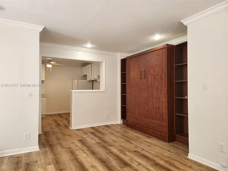 320 New York St #1W — Photo 6