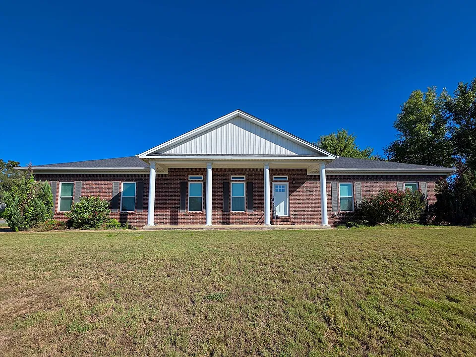 3640 W Main St