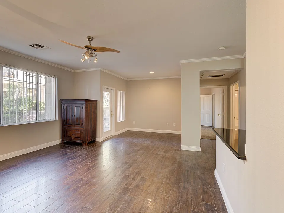 2900 Sunridge Heights Pkwy #1613
