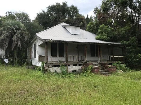 1021 Lee Ave, Waycross, GA 31501