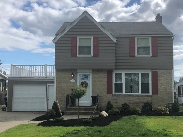 272 Hampton Pkwy, Buffalo, NY 14217