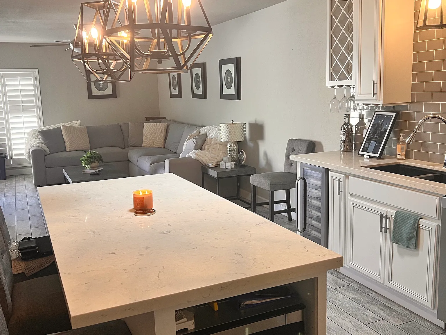 3 bed, 2.5 bath, 1780 sqft, $3,200 — Photo 2