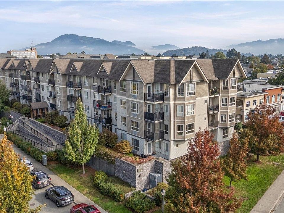 1st image of 9000 Birch St #103