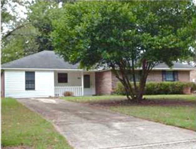 1st image of 111 Jackson Dr