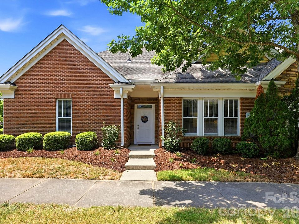 1st image of 2676 Bellasera Way