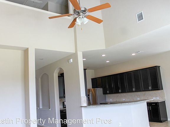 3rd image of 8217 Arezzo Dr
