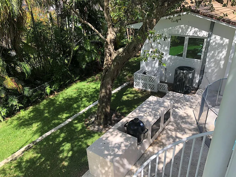5100 Granada Blvd — Photo 18