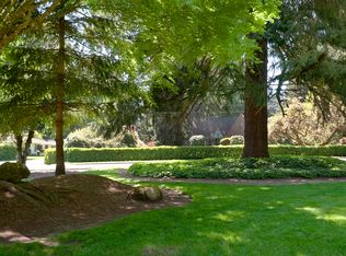 Riverside Villa, Portland, OR 97267