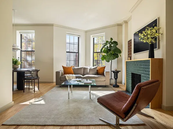 667 Degraw St APT 2, Brooklyn, NY 11217