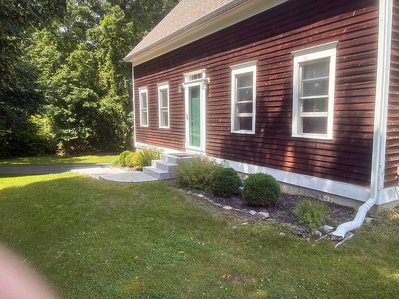 4th image of 35 Riverside Farm Drive
