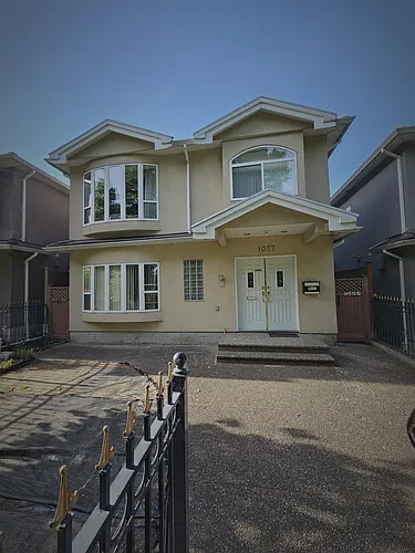 1077 E 62nd Ave Photo 1