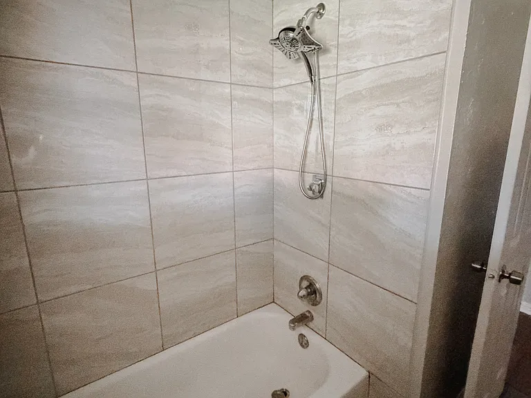 6336 N Hammond Ave — Photo 15