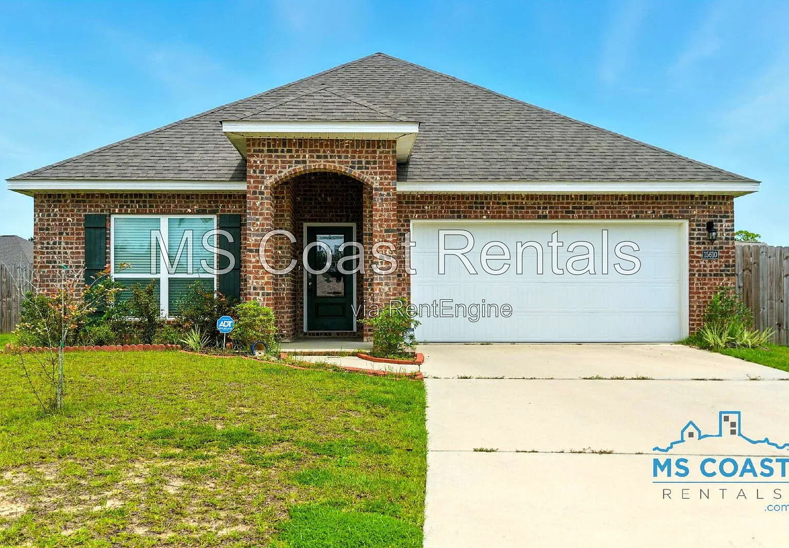 4 bed, 2.0 bath, 1835 sqft, $2,249 — Photo 1