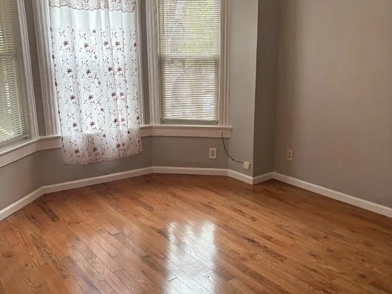 129 Cherry St — Photo 3