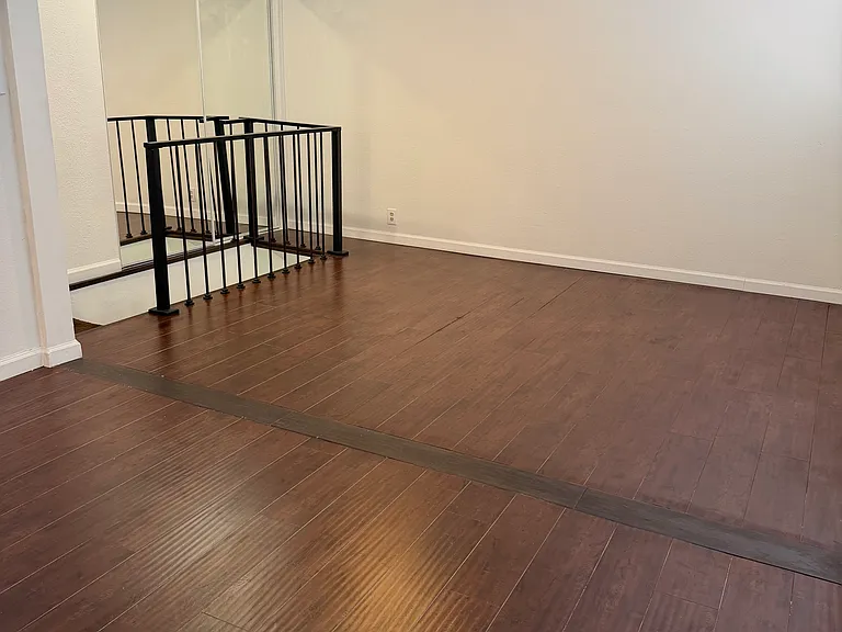7617 Genesis Ct — Photo 2