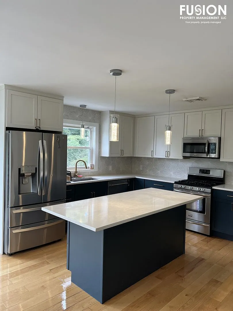 Beautiful Mountain Crest Home for Rent in Williston, Vermont — Photo 1