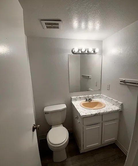 Heritage House II Apartments — Photo 26