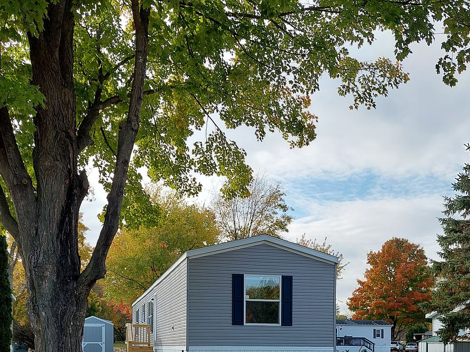 1st image of 855 W Jefferson St Lot 111