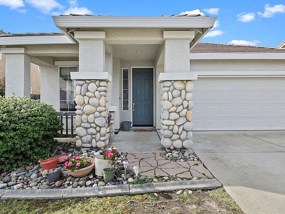 2nd image of 2341 Canary Dr